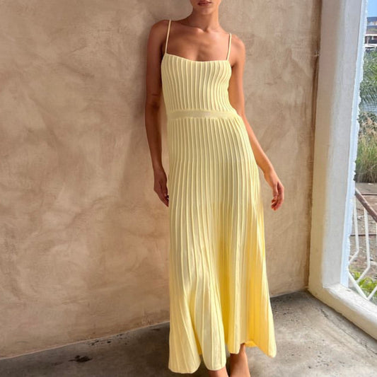 Clara | Robe Plissée à Bretelles et Taille Haute